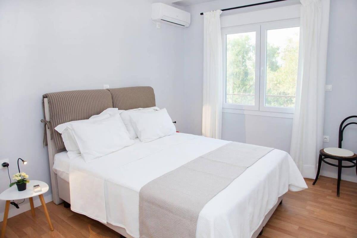 Fully Renovated, Modern Beauty In Central Athens! エクステリア 写真