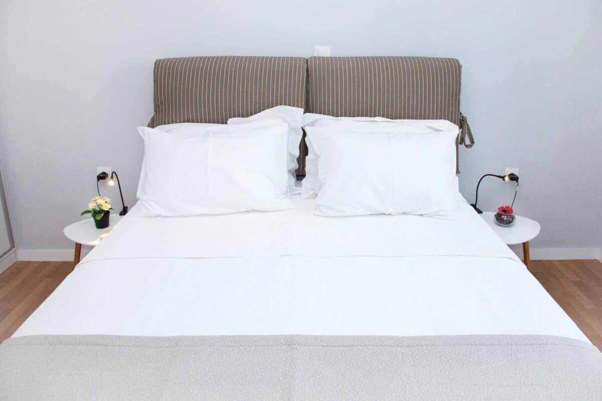 Fully Renovated, Modern Beauty In Central Athens! エクステリア 写真