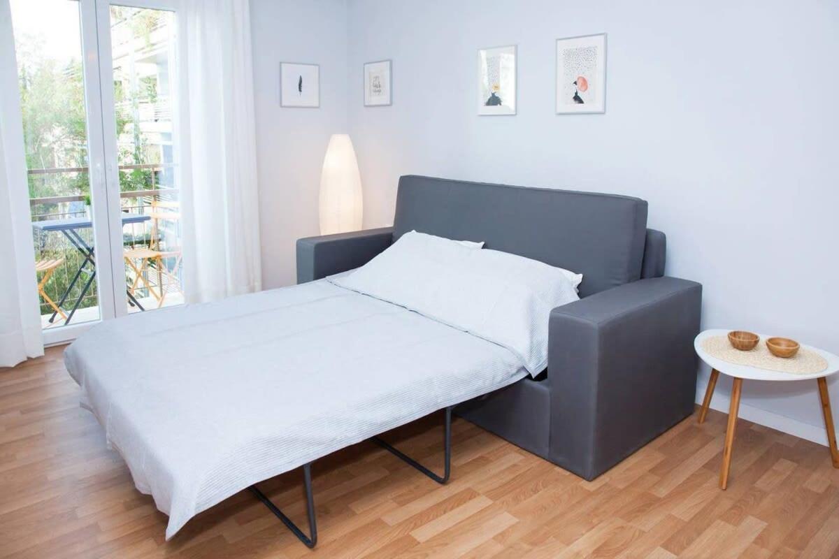 Fully Renovated, Modern Beauty In Central Athens! エクステリア 写真