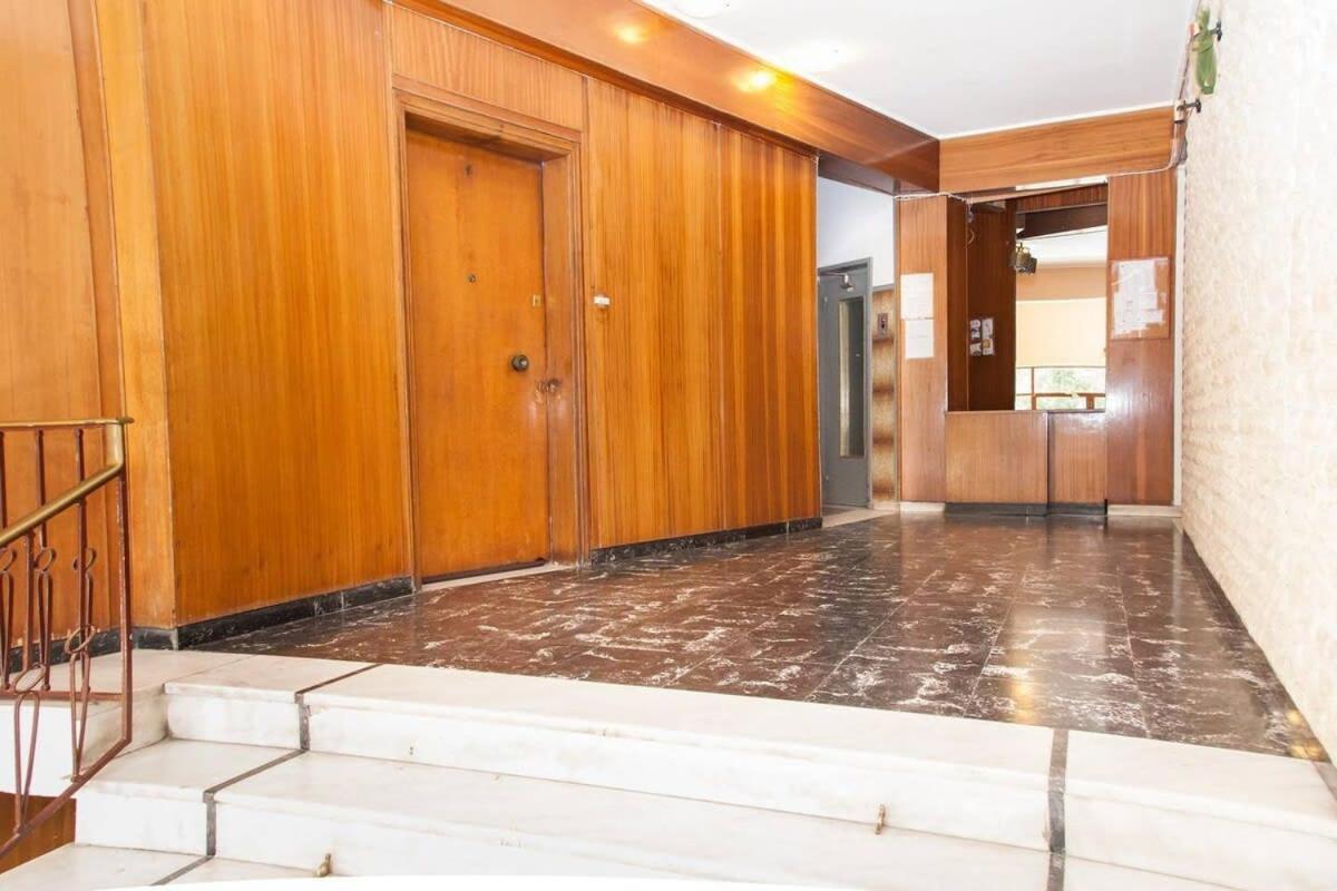 Fully Renovated, Modern Beauty In Central Athens! エクステリア 写真