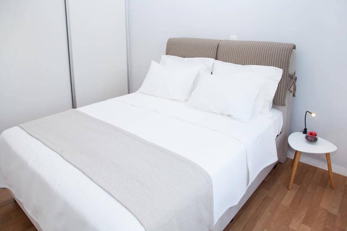 Fully Renovated, Modern Beauty In Central Athens! エクステリア 写真