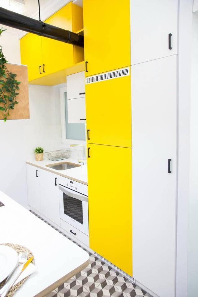 Fully Renovated, Modern Beauty In Central Athens! エクステリア 写真